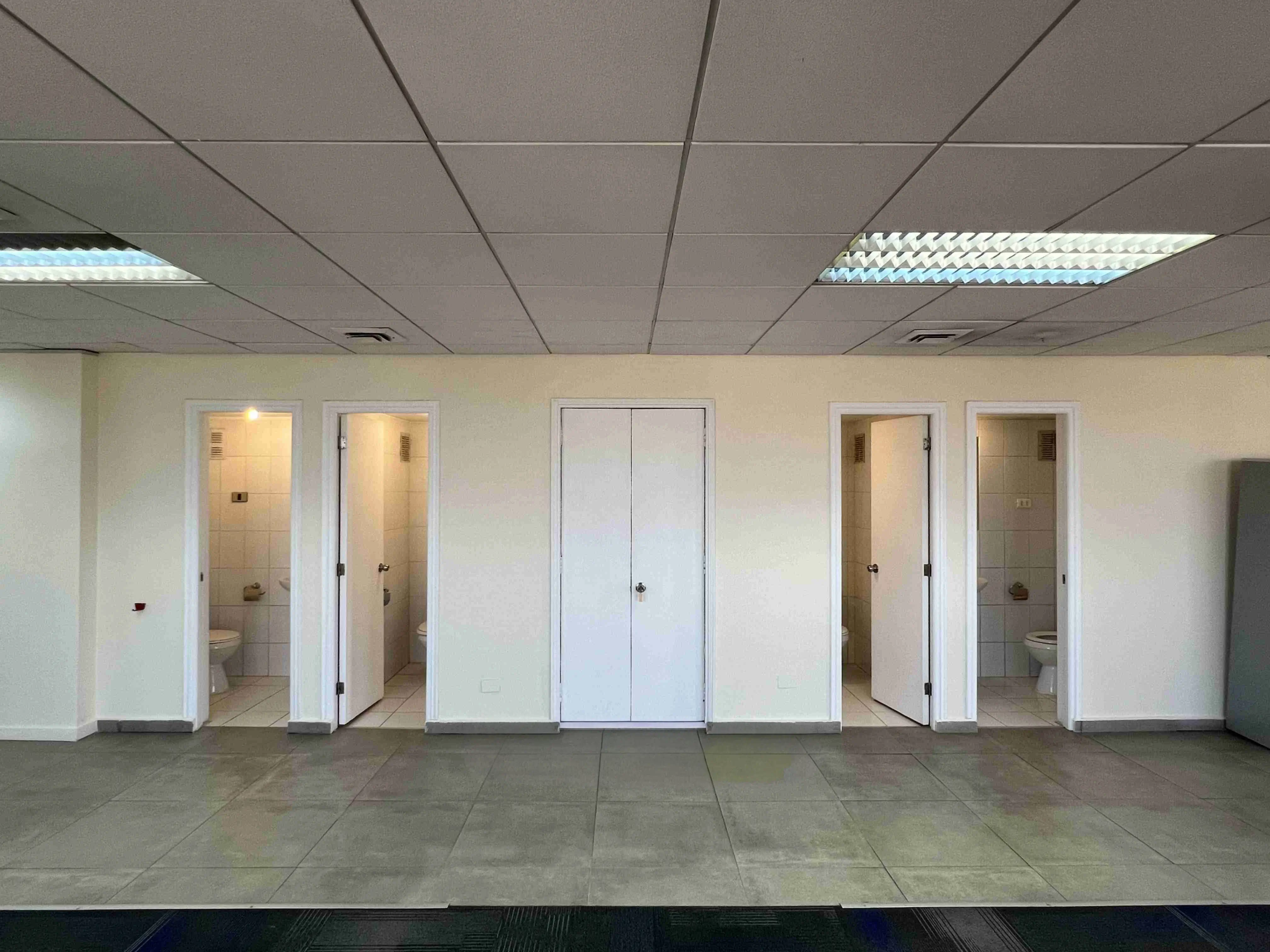 Duvify 2FPBG 20Rentas 2Fedificio-torre-san-ramon 2Foficina-1601 2Ffotos 2Ftorre-san-ramon-oficina-1601-10