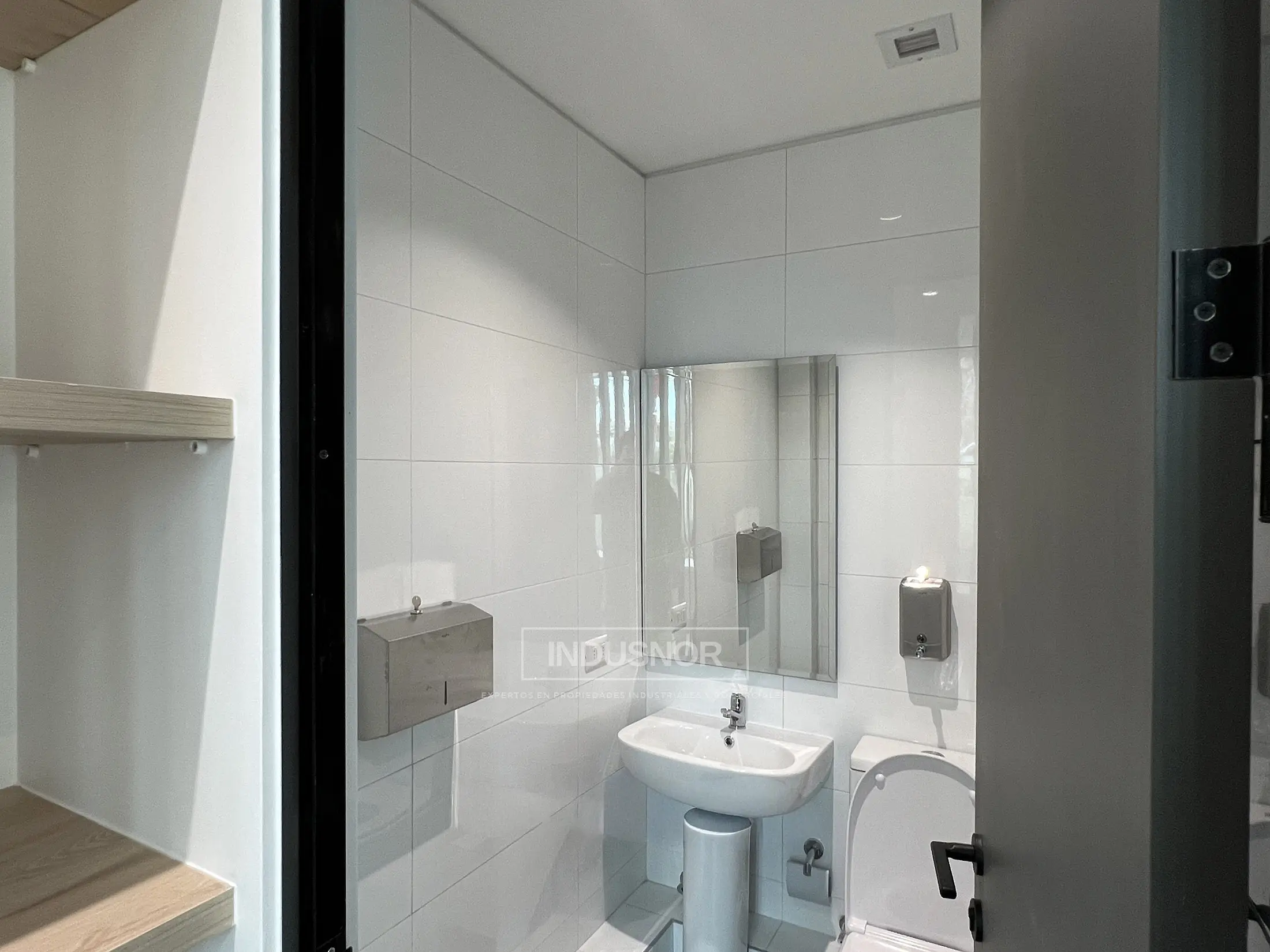 oficina en arriendo vitacura 8