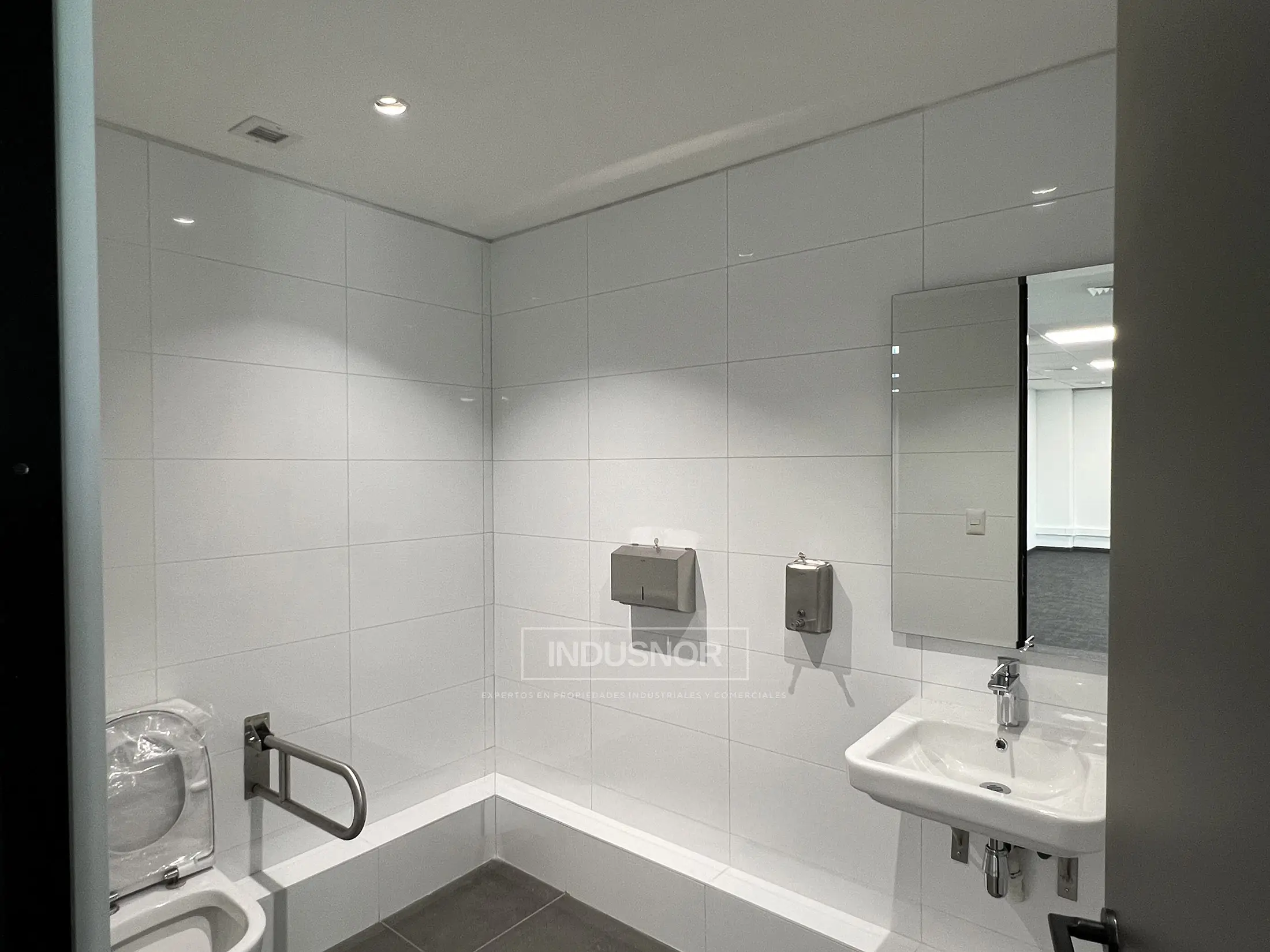 oficina en arriendo vitacura 9