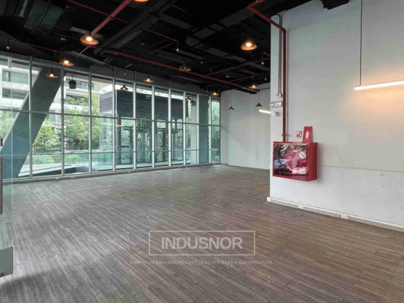 Local Comercial en arriendo Vitacura 109 m2